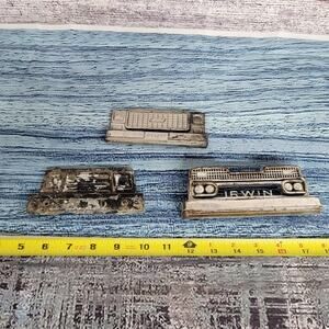 Vintage 3 pieces toy front grills 2 tin one plastic
